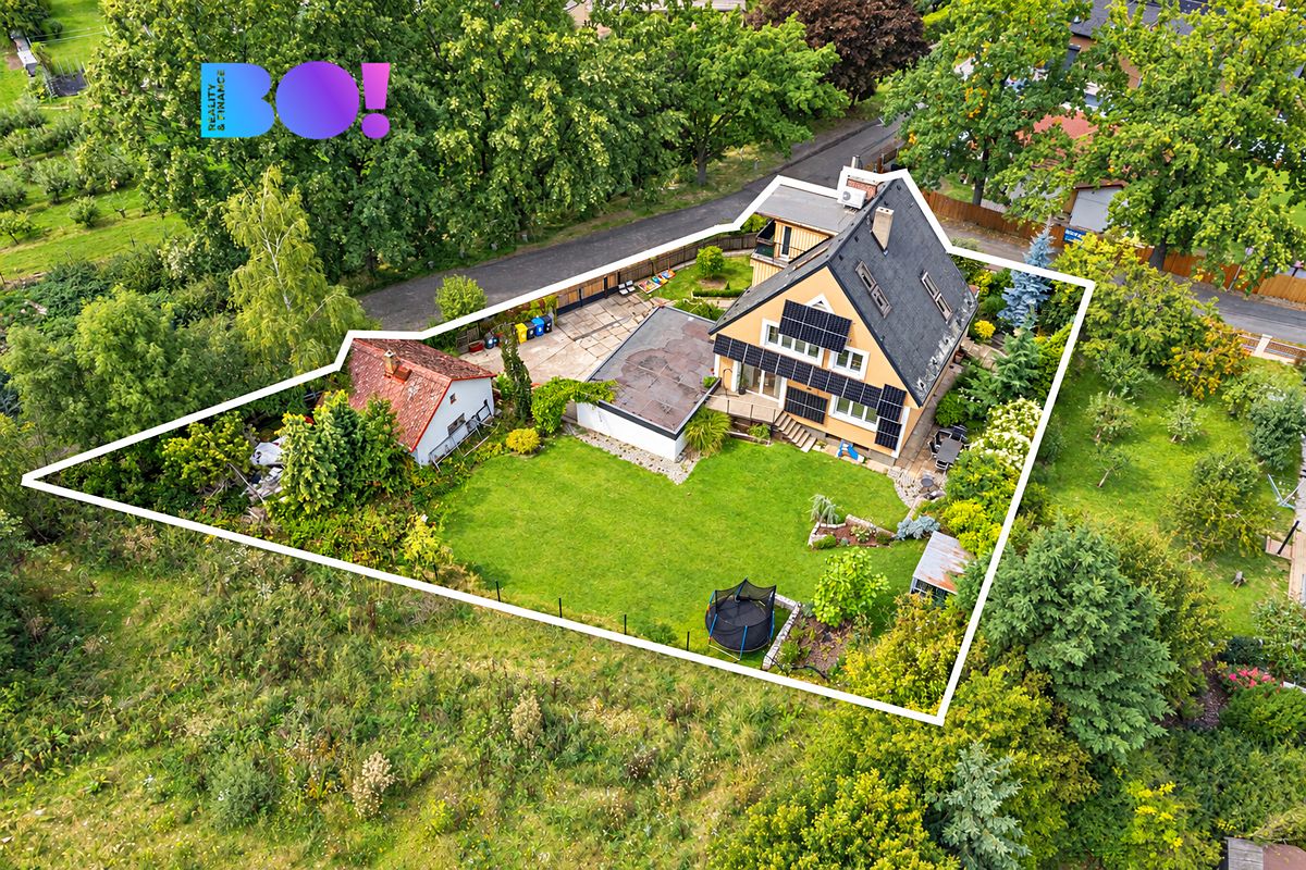 Prodej rodinného domu 258 m², pozemek 1188 m² – fotografie 3