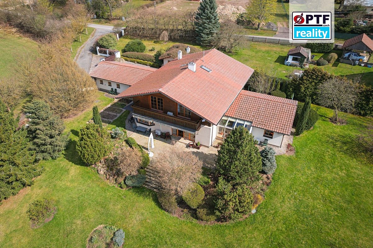 Prodej vily 277 m², pozemek 5409 m² – fotografie 3