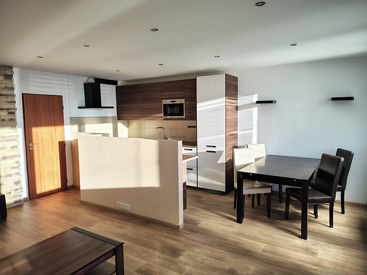 Квартира 3+kk на продаж, 71 м² (1 з 14)
