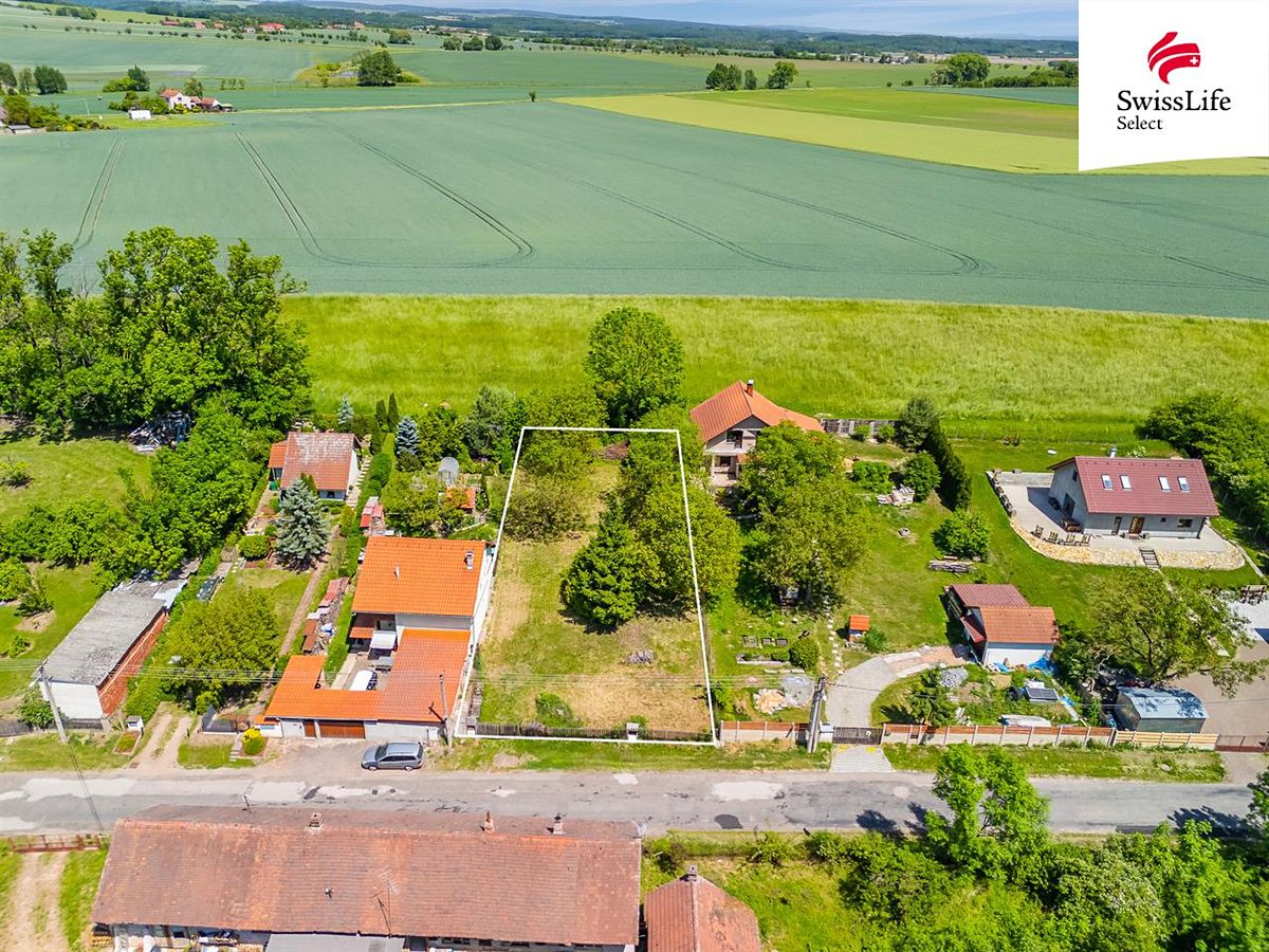Prodej stavebního pozemku 857 m² – fotografie 3