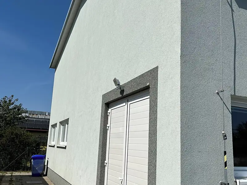Pronájem kanceláře 290 m², Vestec – náhled fotky 3