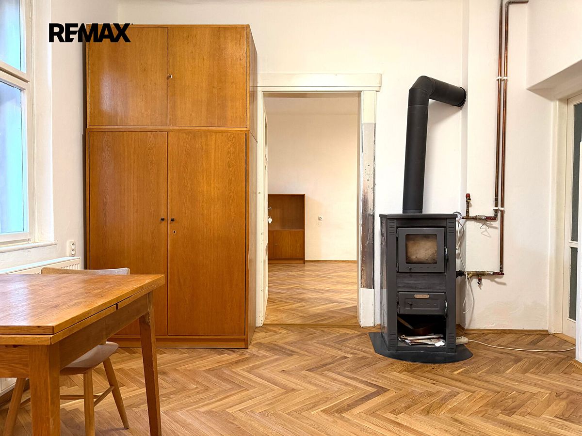 Pronájem rodinného domu 168 m², pozemek 1367 m² – fotografie 4