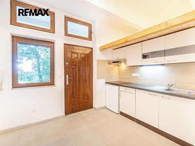 Prodej obchodního prostoru 19 m²