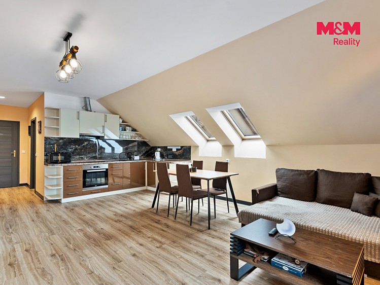 Prodej komerčního prostoru, 889 m² (29 z 30)