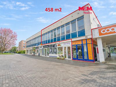 Pronájem obchodního prostoru 458 m²