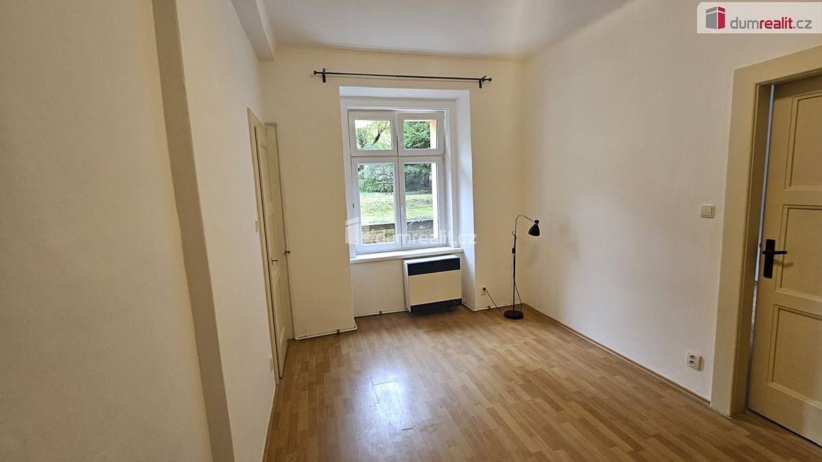 Pronájem bytu 2+1 49 m² – fotografie 3
