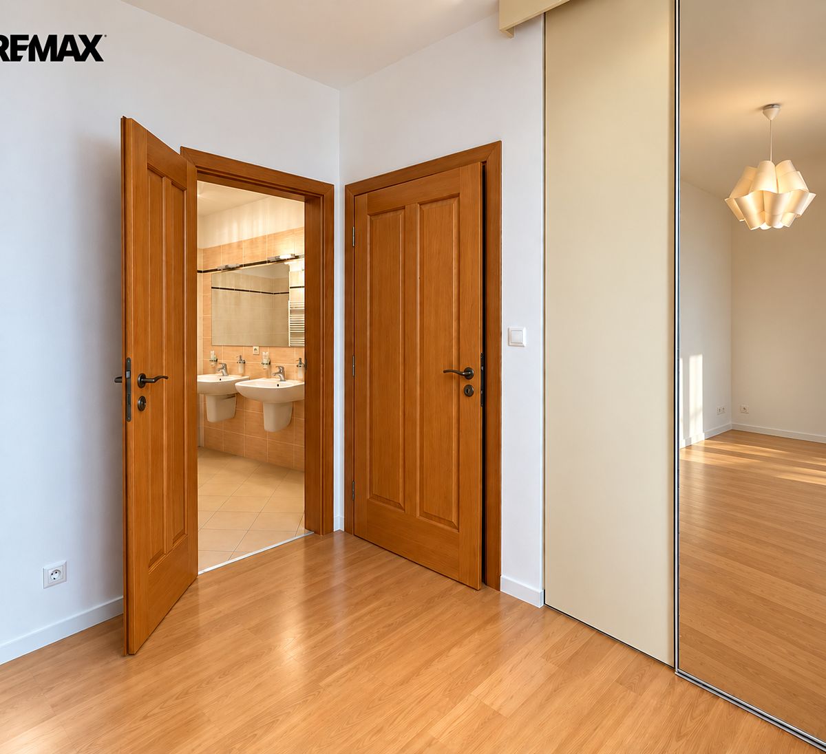 Pronájem bytu 4+kk 116 m² – fotografie 4