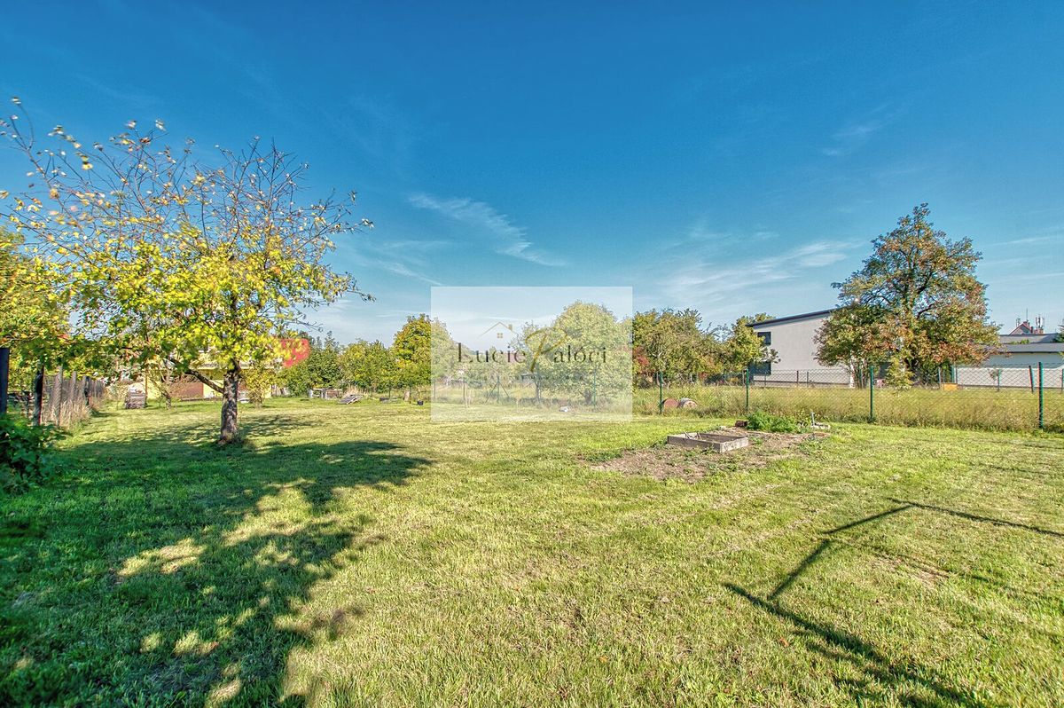 Prodej stavebního pozemku 525 m² – fotografie 2