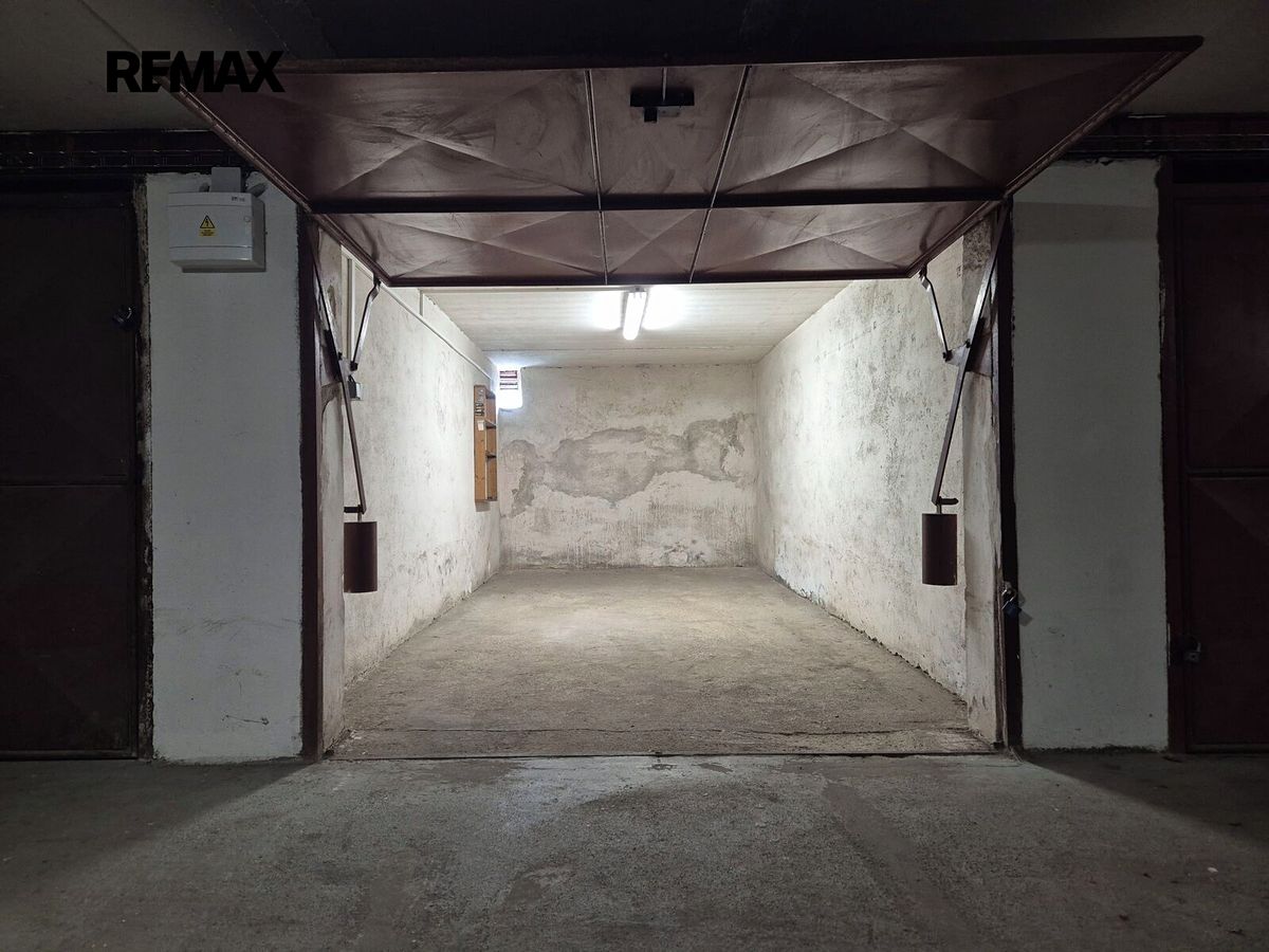 Prodej garáže 17 m² – fotografie 2