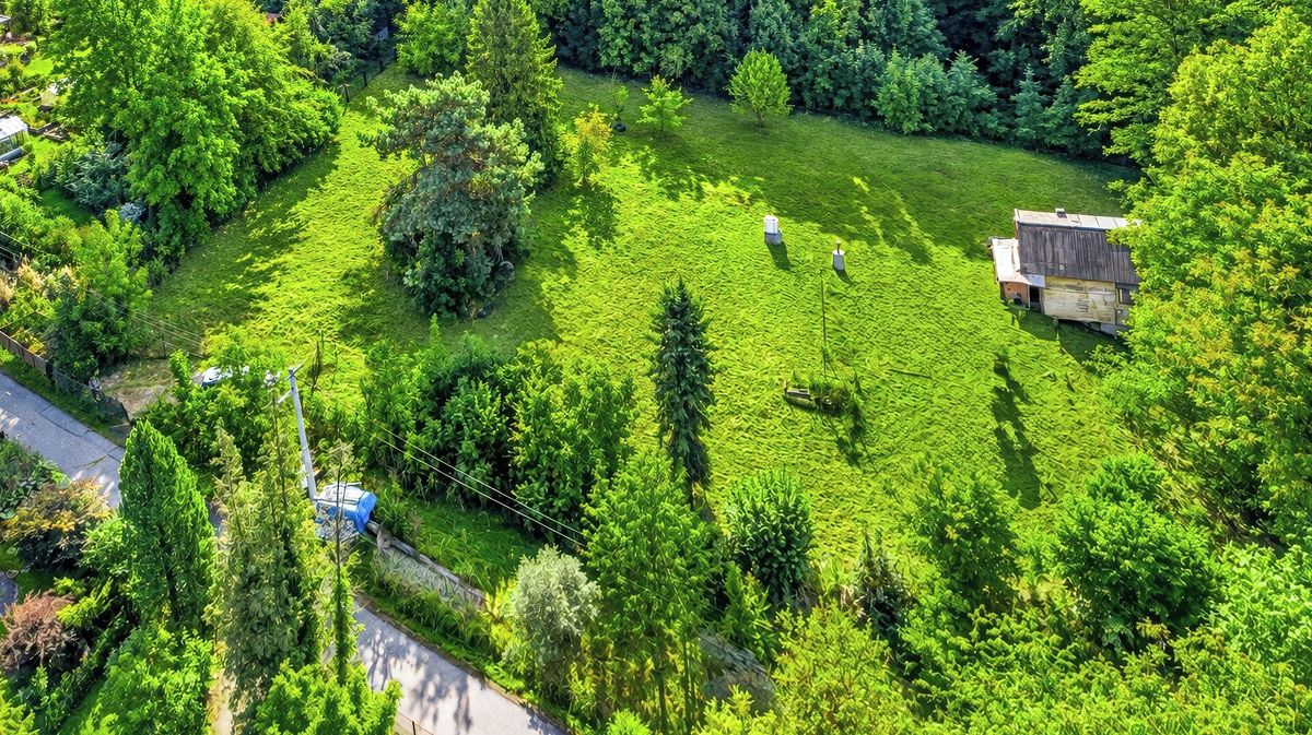 Prodej stavebního pozemku 3278 m²
