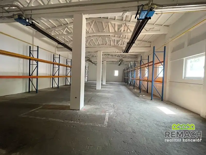 Pronájem skladového prostoru 300 m², Moravský Písek – náhled fotky 3