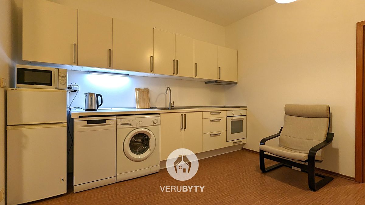 Pronájem bytu 2+kk 43 m²