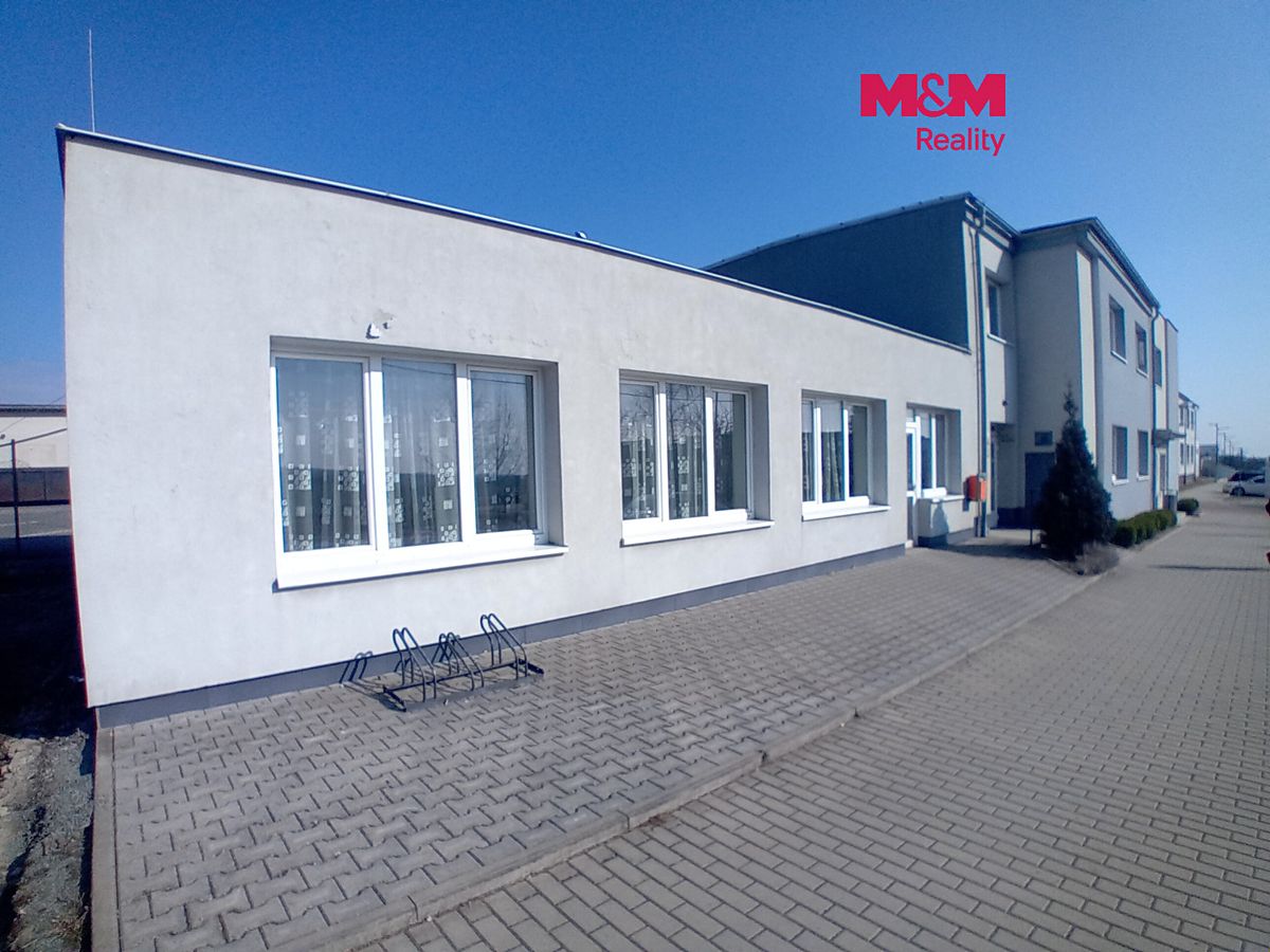 Pronájem obchodního prostoru 90 m²