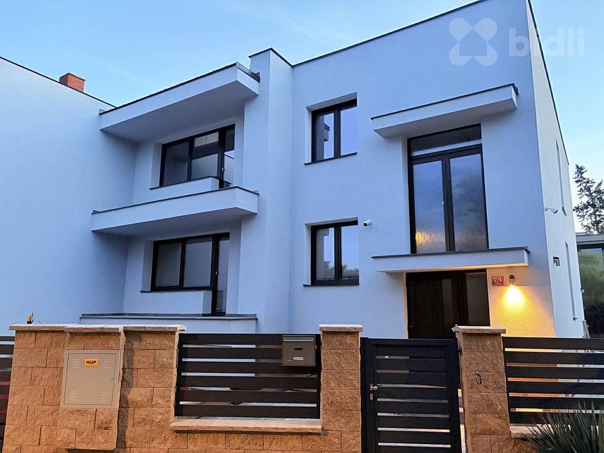 Pronájem bytu 4+1 104 m²