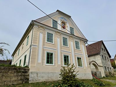 Prodej rodinného domu 500 m², pozemek 3500 m²