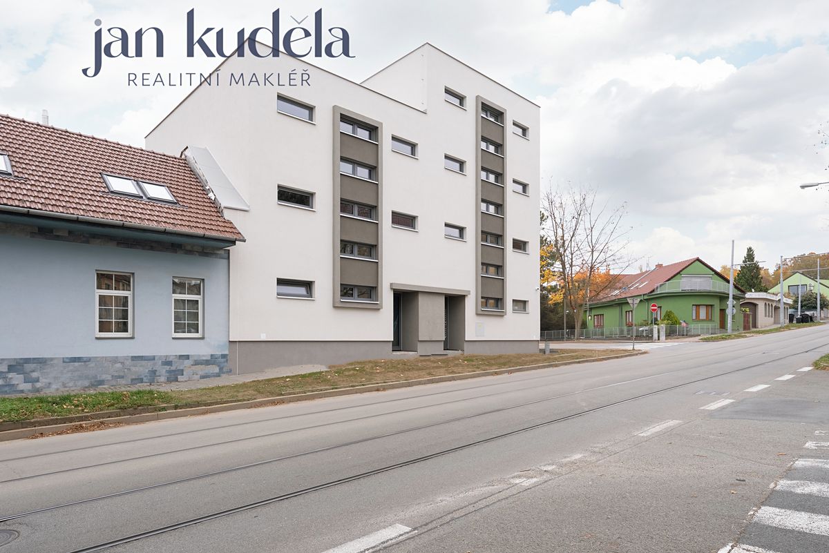 Pronájem bytu 1+kk 29 m² – fotografie 5