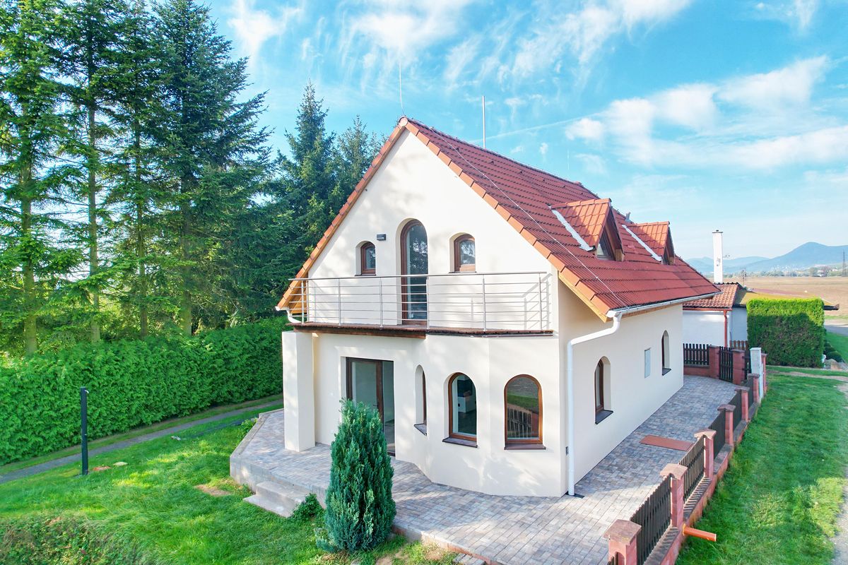 Prodej rodinného domu 148 m², pozemek 570 m²