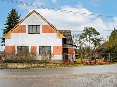 Prodej rodinného domu 160 m², pozemek 1298 m²
