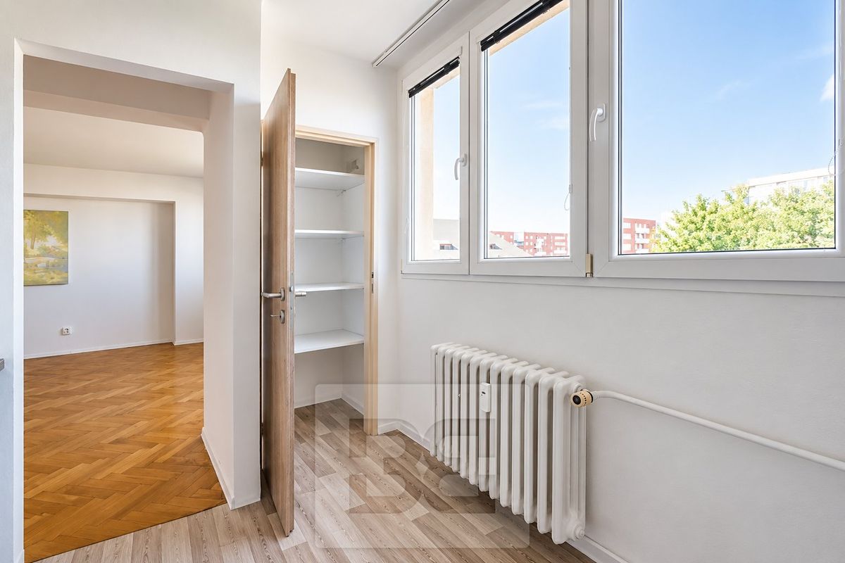 Pronájem bytu 2+1 58 m² – fotografie 2