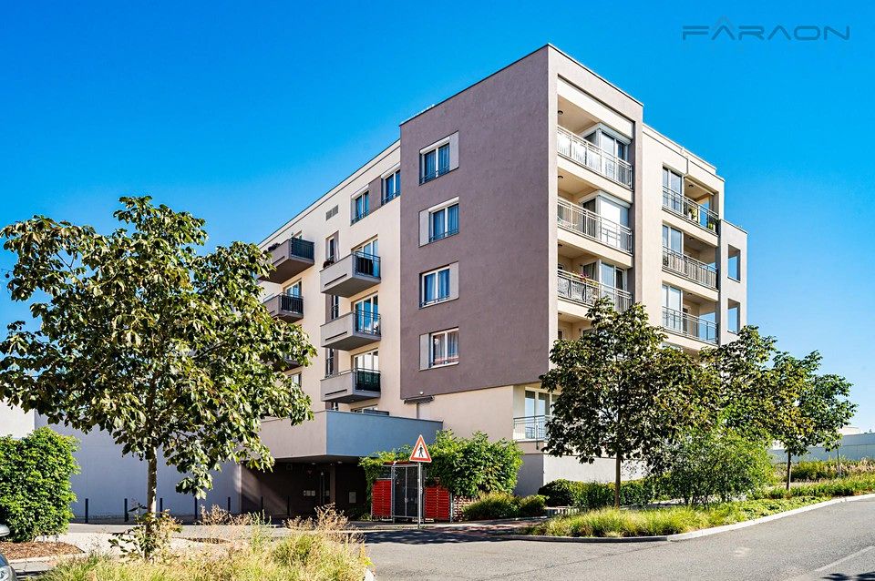 Pronájem bytu 3+kk 71 m²