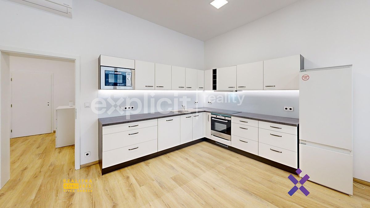 Pronájem bytu 3+kk 90 m²