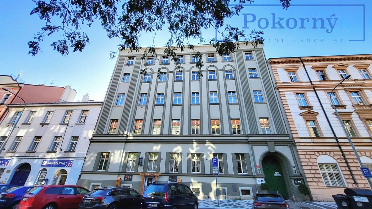 Pronájem kanceláře 113 m²