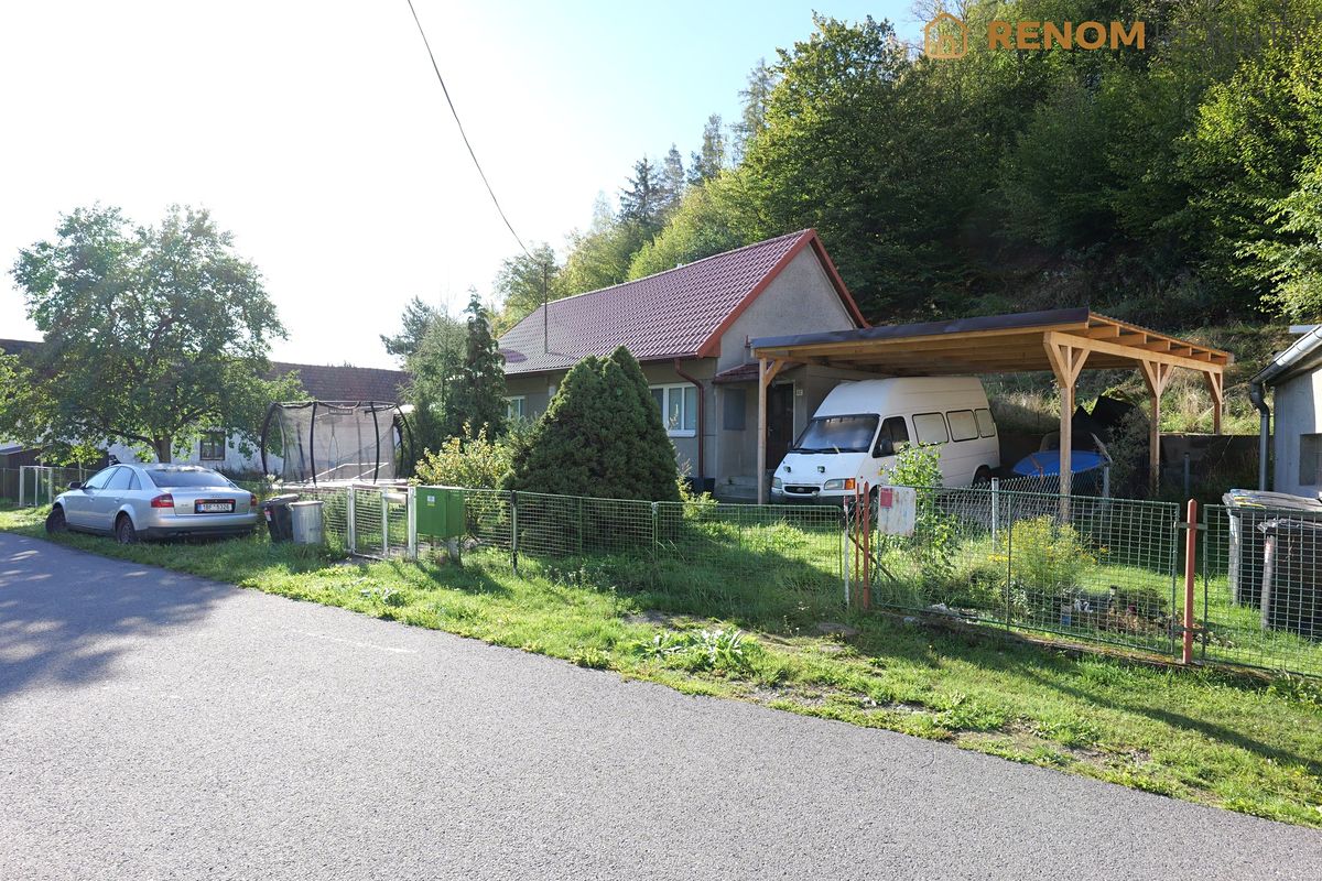 Prodej rodinného domu 97 m², pozemek 1635 m²