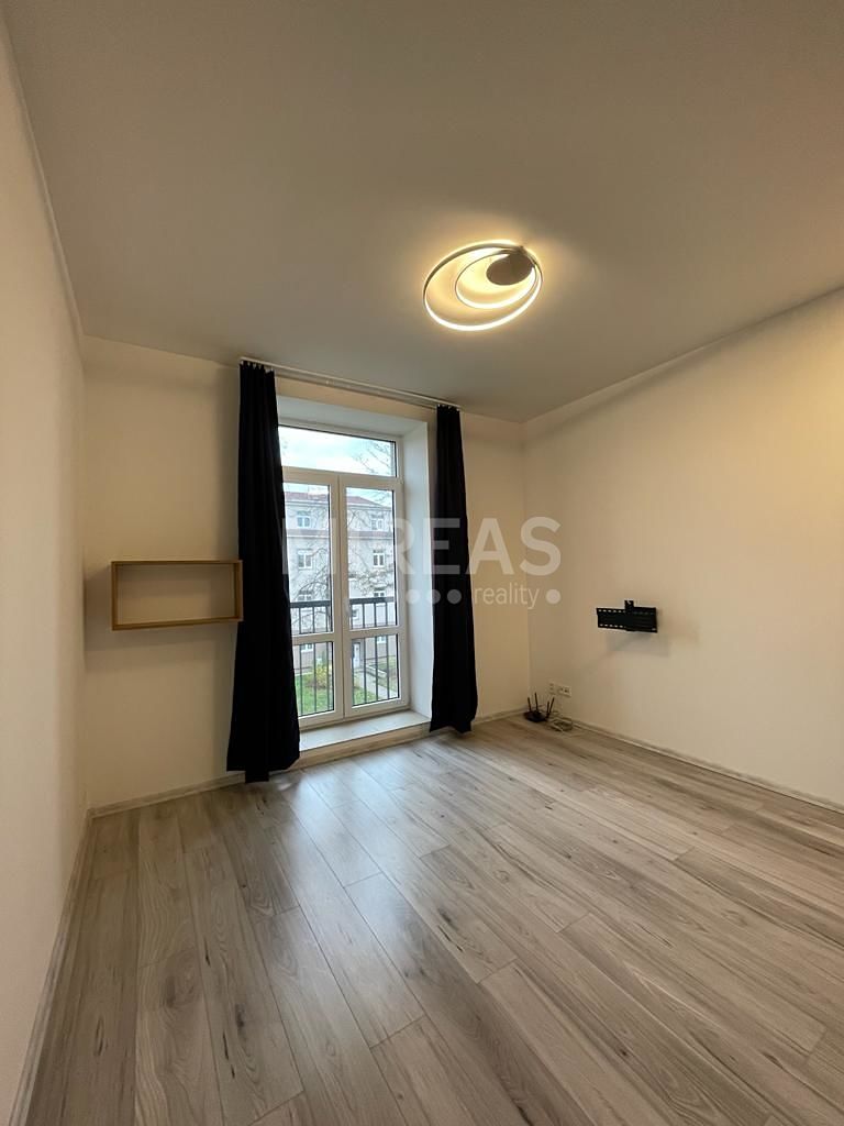 Pronájem bytu 2+kk 41 m² – fotografie 4