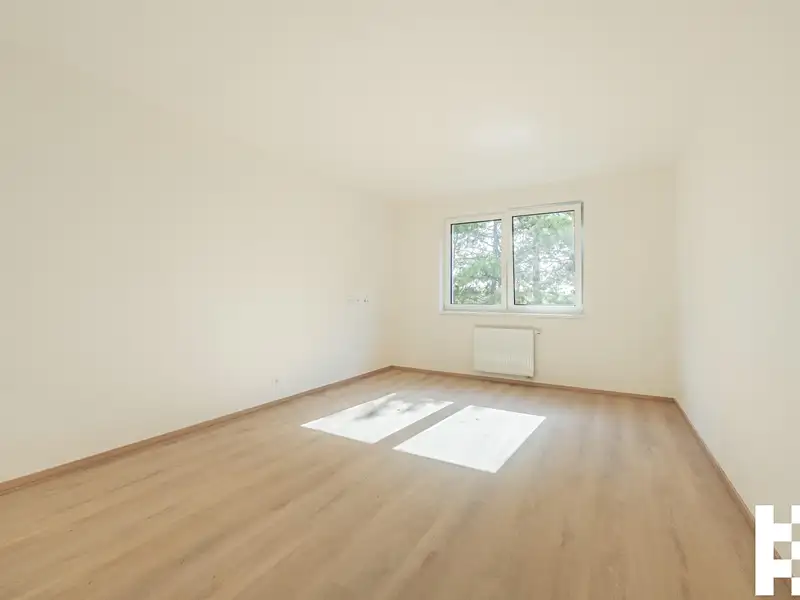 Prodej bytu 1+kk 32 m², Praha – náhled fotky 3