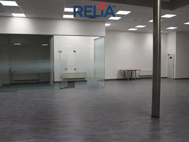 Pronájem obchodního prostoru 277 m², Liberec – náhled fotky 2