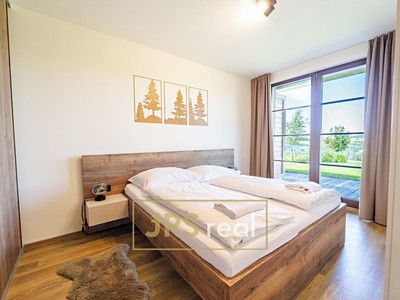 Комерційне приміщення на продаж, 57 м² (2 з 15)