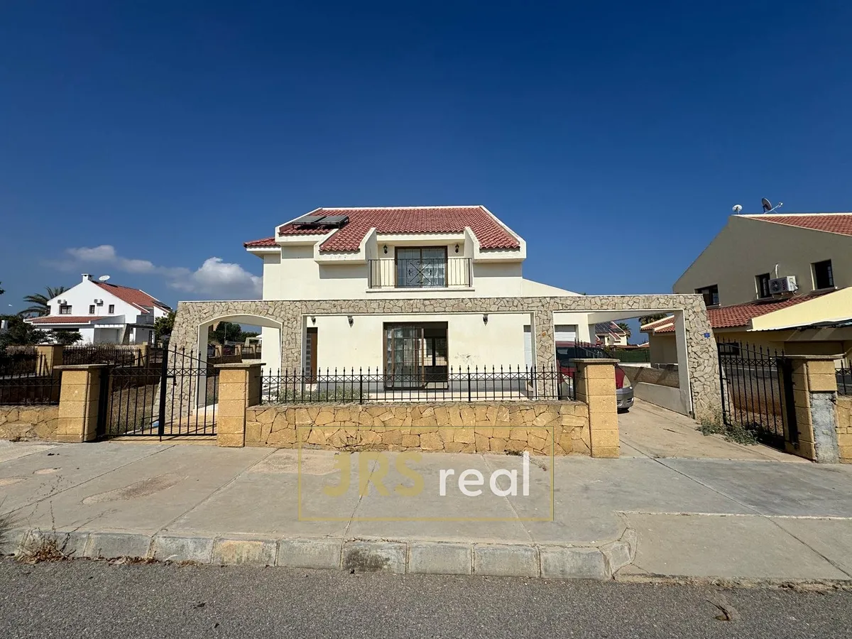 Prodej rodinného domu 205 m², pozemek 603 m²