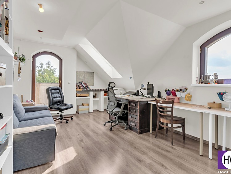 Prodej komerčního prostoru, 363 m² (9 z 20)