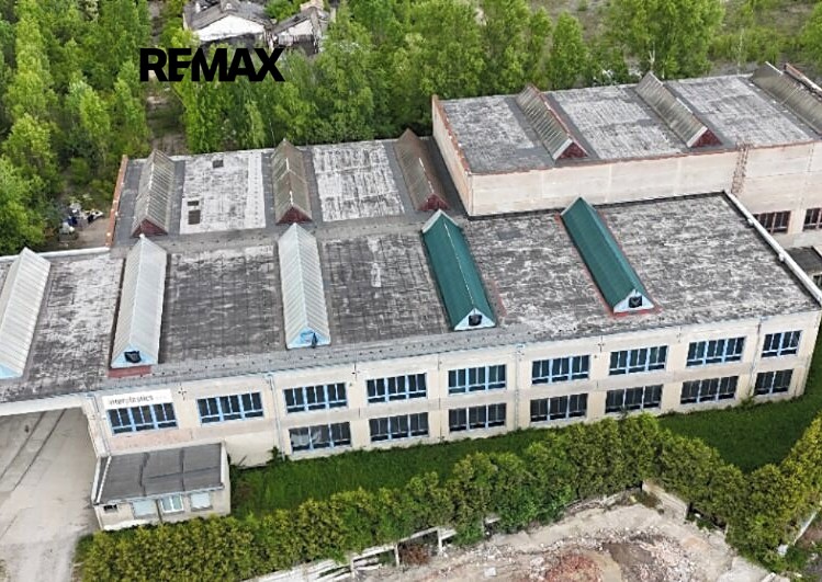 Pronájem komerčního prostoru, 2 250 m² (2 z 30)