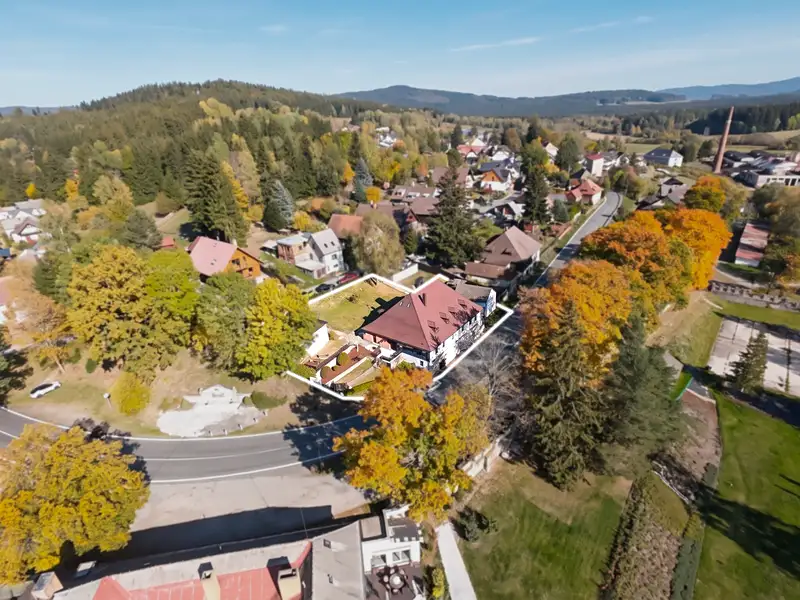 Prodej ubytovacího zařízení 725 m², Lenora – náhled fotky 2