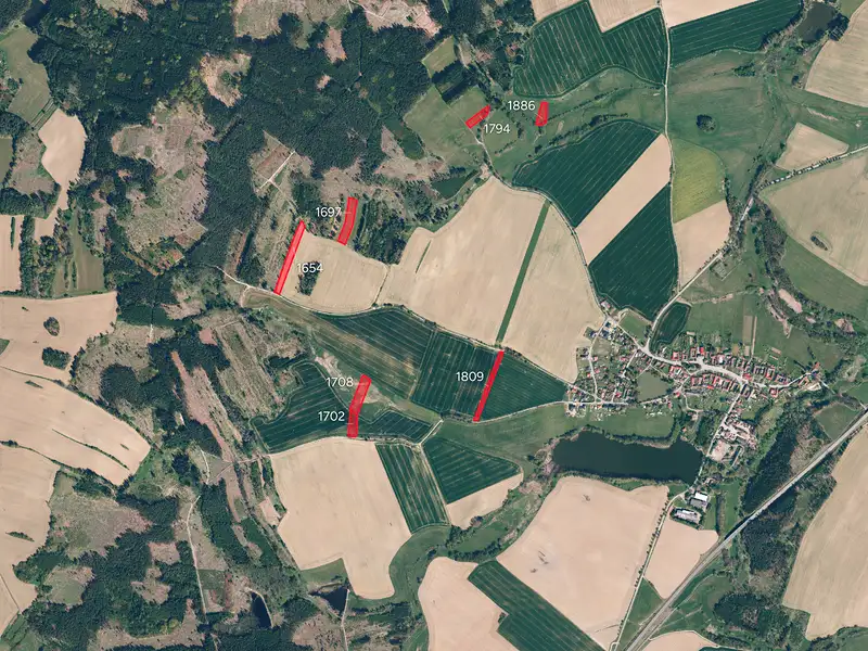 Prodej pole 28210 m², Ústrašín – náhled fotky 1
