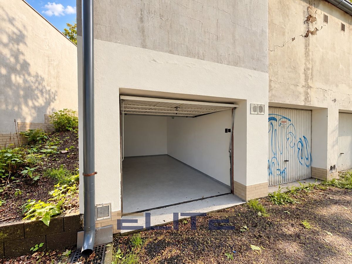 Pronájem garáže 14 m² – fotografie 3