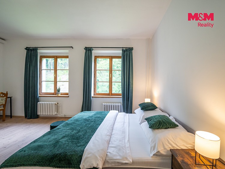 Prodej komerčního prostoru, 620 m² (14 z 30)