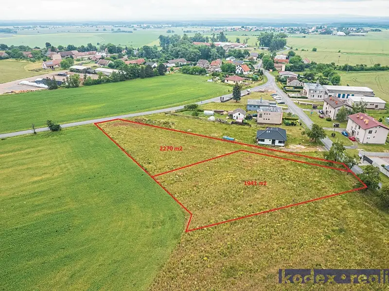 Prodej stavebního pozemku 1941 m², Kasalice – náhled fotky 1