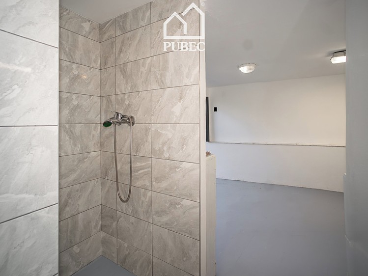 Prodej domu, 82 m² (18 z 30)