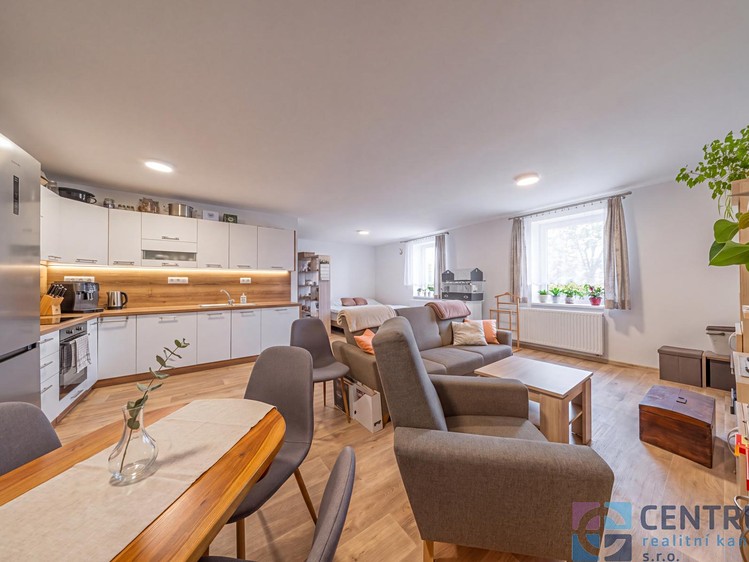 Prodej komerčního prostoru, 265 m² (18 z 43)