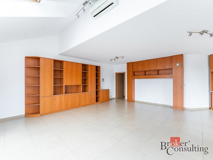 Квартира 3+kk на продаж, 101 м² (38 з 58)