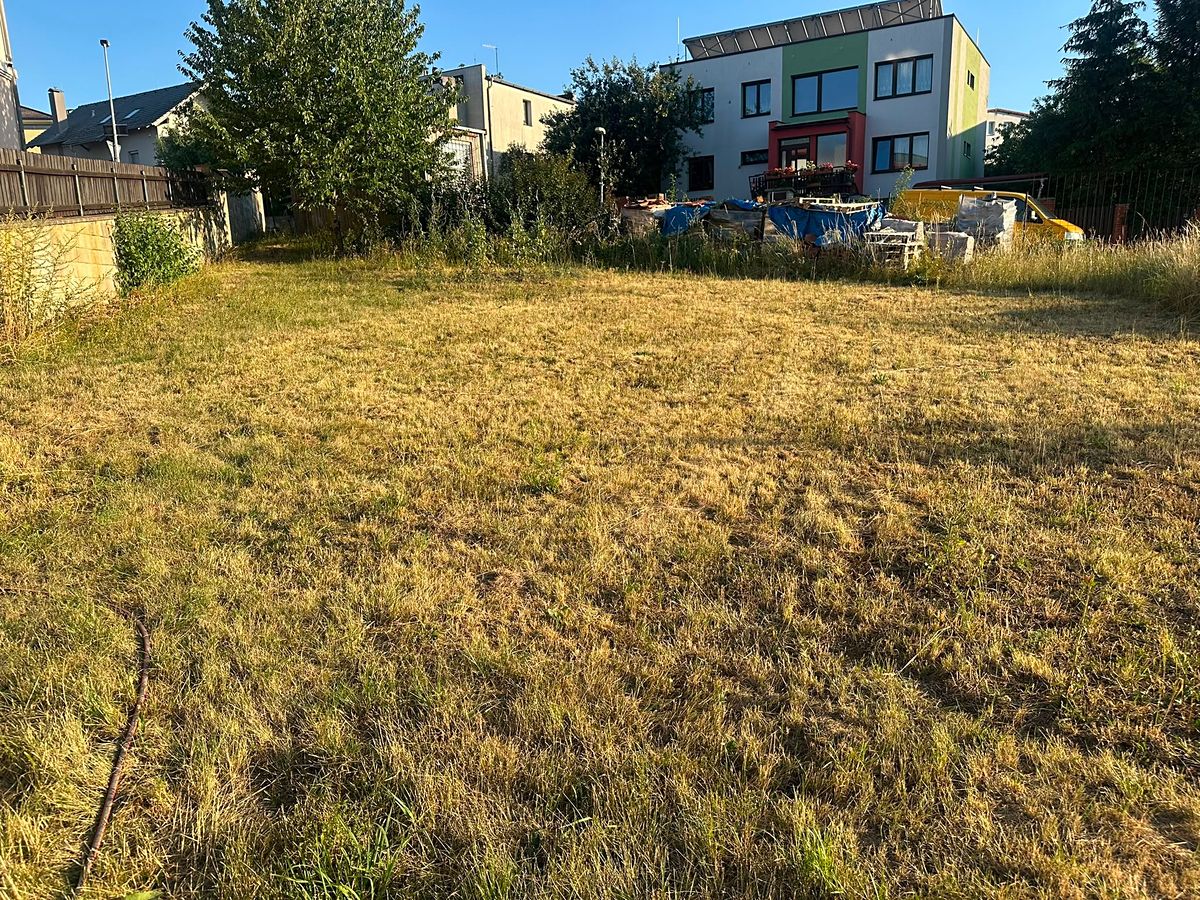 Prodej stavebního pozemku 687 m² – fotografie 3