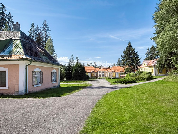 Prodej domu, 2 500 m² (4 z 24)