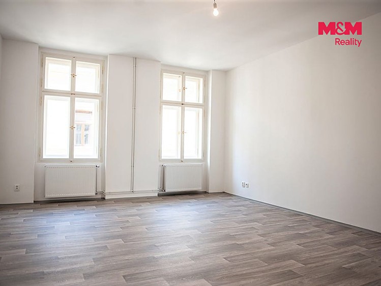 Комерційне приміщення на продаж, 624 м² (2 з 28)
