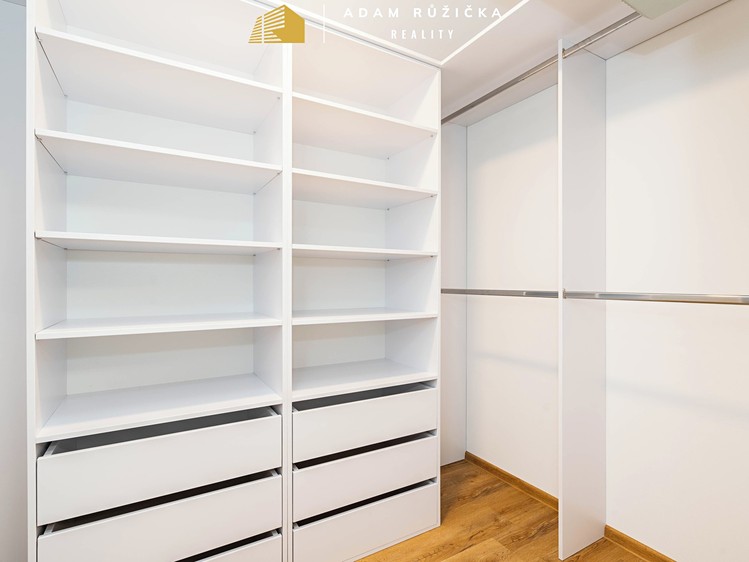 Pronájem domu, 137 m² (21 z 36)