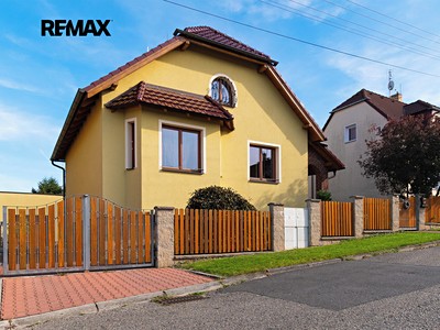 Prodej domu, 207 m² (2 z 66)