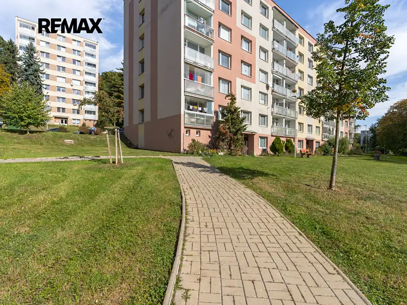 Pronájem bytu 1+1 37 m², Litvínov – náhled fotky 1