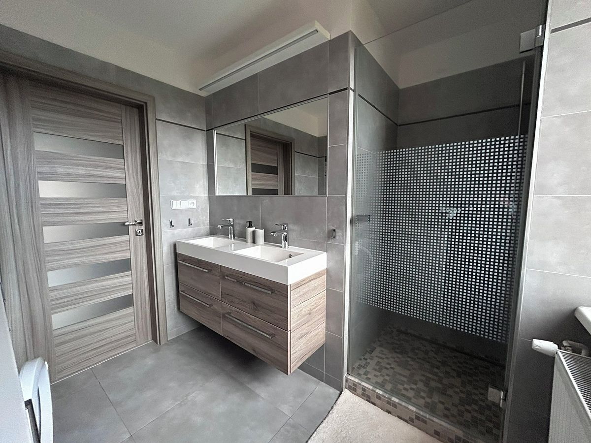 Pronájem bytu 2+1 55 m² – fotografie 2