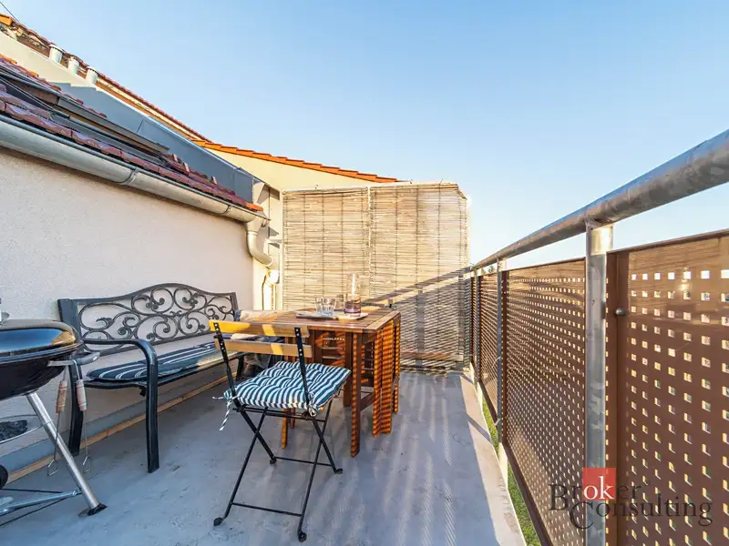 Prodej bytu 4+1 100 m², Praha – náhled fotky 2